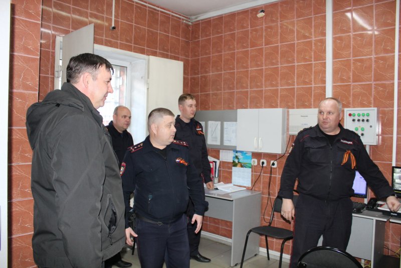 Председатель общественного совета  посетил изолятор временного содержания курагинской полиции